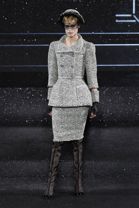 Chanel: 2011 Paris